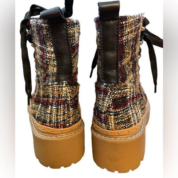 NWOT Steve Madden Rainer Tweed & Fleece Ankle  Boots  SZ  6.5 - Picture 4 of 8